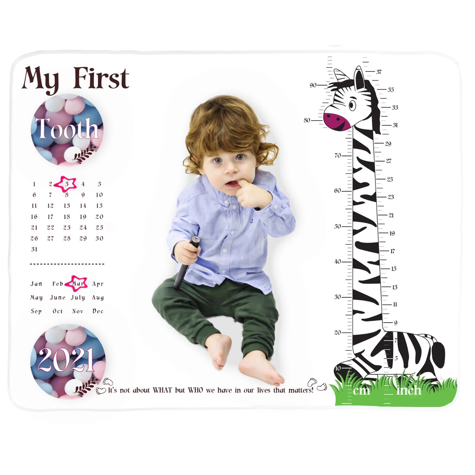 Paturica foto bebe Baby Milestone Blanket Long Neck Zebra & Foot Steps, 100x120cm, doua fete, alba, fleece, fina, plus set 45 stickere vizibile, 20 cm diametru, adeziv pe baza de apa, non toxice, pentru gravide si nou nascuti