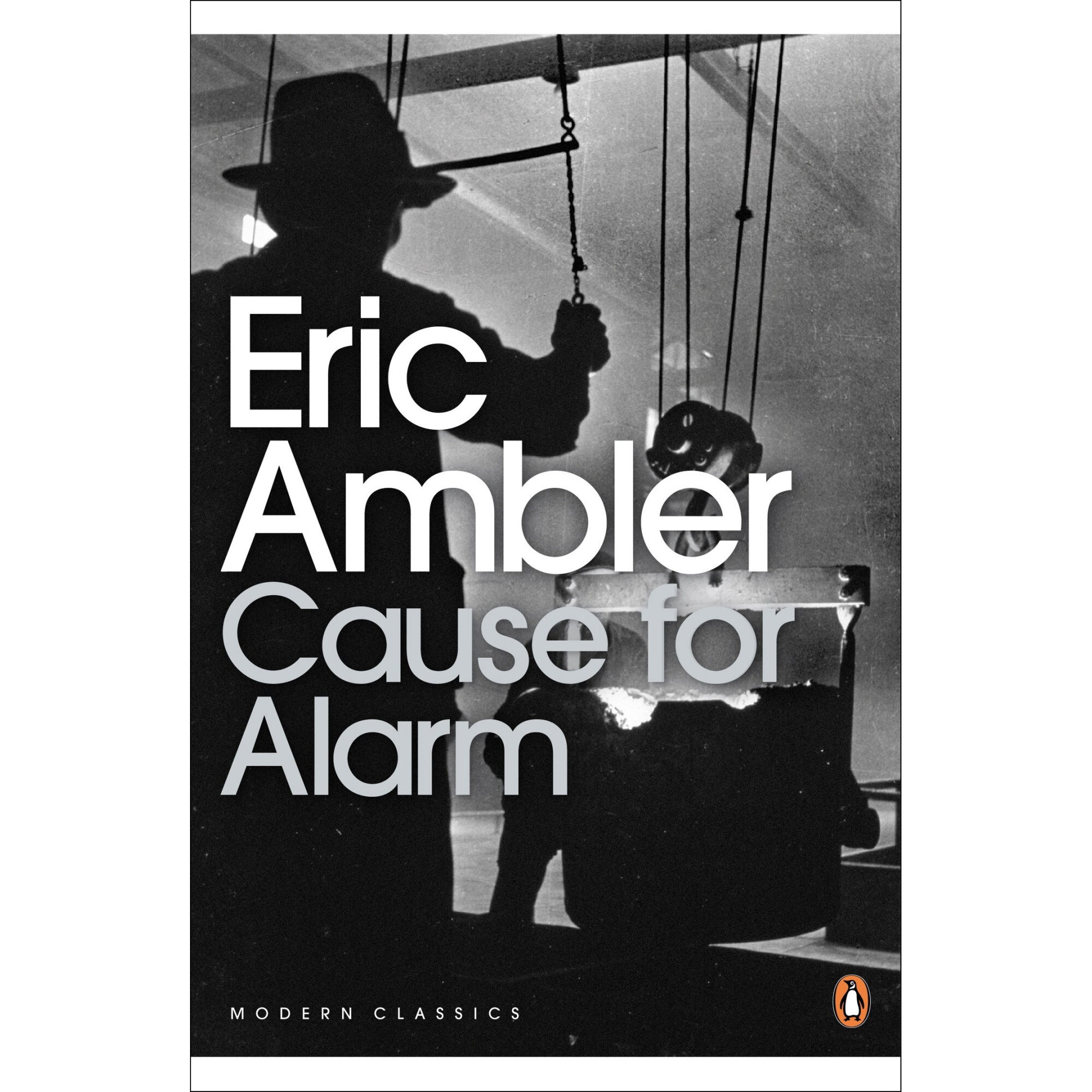 Cause for Alarm de Eric Ambler
