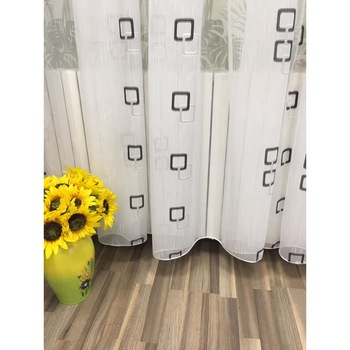 Perdea alba 400 x 245 cm cu broderie alba si neagra, cu rejansa by Liz Line - RD1364 Perdea alba 400 x 245 cm cu broderie alba si neagra, cu rejansa by Liz Line - RD1364