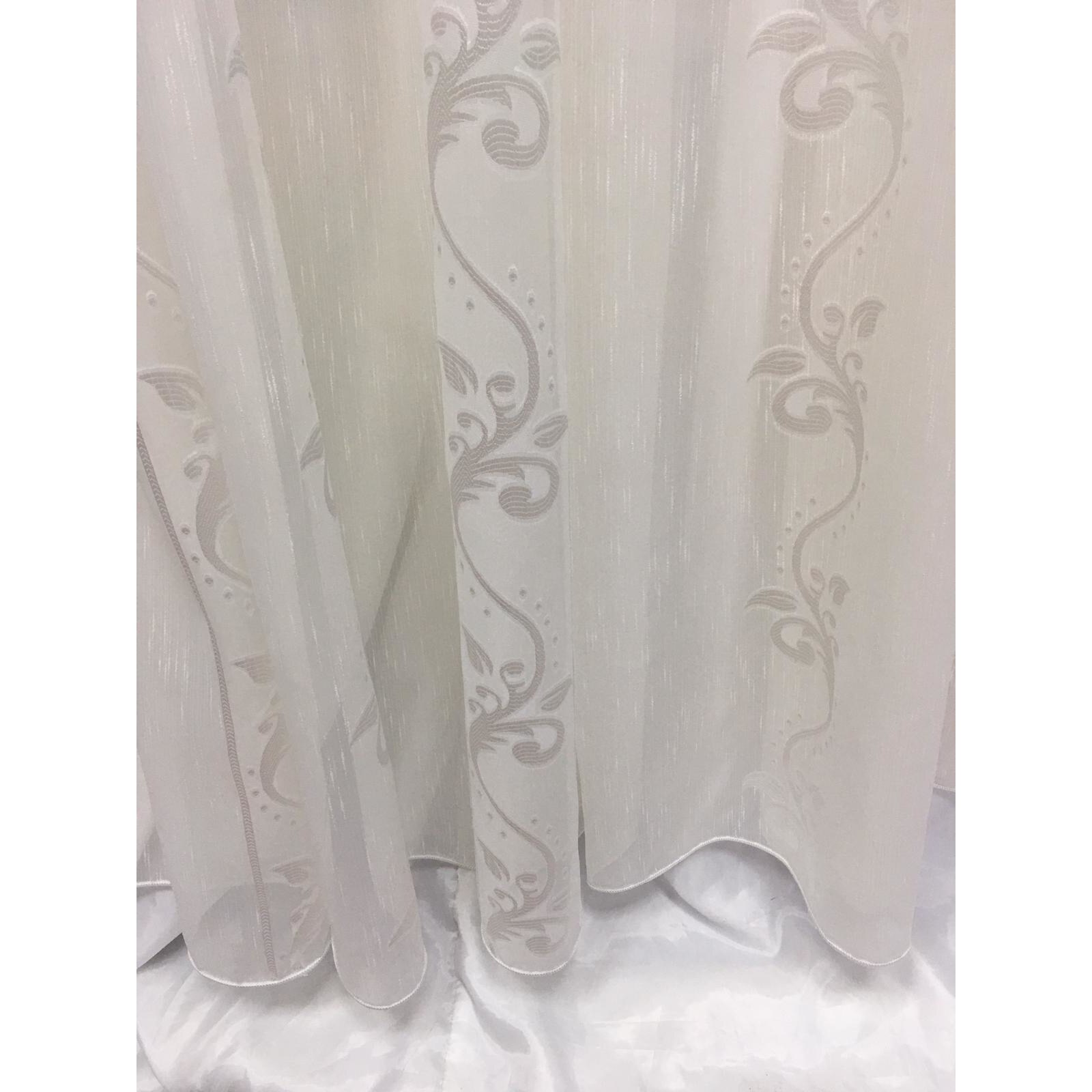 Perdea alba 400 x 245 cm brodata cu ghirlanda alba, cu rejansa by Liz Line - RD1404