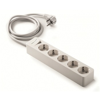 Prelungitor 5 prize shucko Famatel 230V 16A cablu 3X1,5mmp 1,5m cu intrerupator luminos. Prelungitor 5 prize shucko Famatel 230V 16A cablu 3X1,5mmp 1,5m cu intrerupator luminos.
