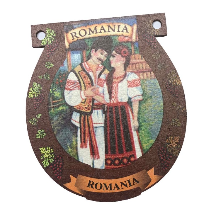 Dekoratív fa tányér, hagyományos motívumokkal, 16x14cm, D10