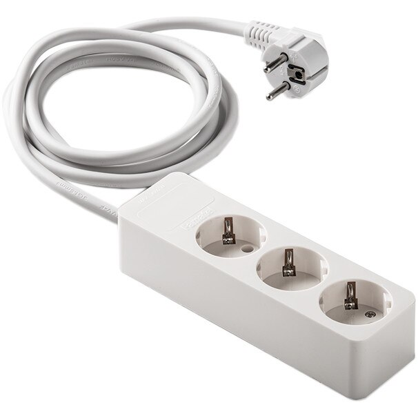 Prelungitor 3 prize shucko Famatel 230V 16A cablu 3X1,5mmp 1,5m