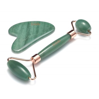 Rola Green Aventurine by Erfello cu Gua Sha, ERFELLO pentru masaj facial si corporal - Green Aventurine Rola Green Aventurine by Erfello cu Gua Sha, ERFELLO pentru masaj facial si corporal - Green Aventurine