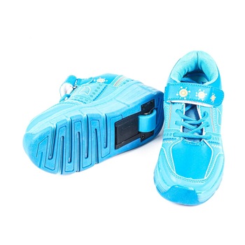 Pantofi sport cu roti si LED-uri Albastru Marimea 30 King sport Pantofi sport cu roti si LED-uri Albastru Marimea 30 King sport