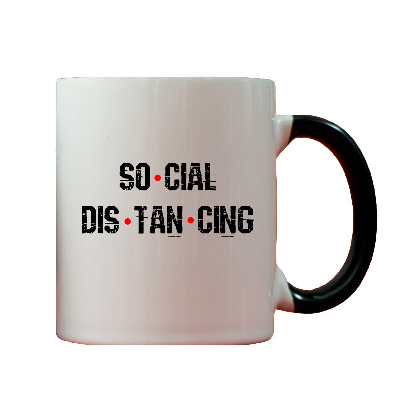 Cana Personalizata So-Cial Dis-Tan-Cing, multicolora, ceramica, 330 ml