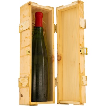 Vin Alb de Vinoteca Grasa de Cotnari, 1979, Dulce, 12%, 0.75l, Cutie de lemn Vin Alb de Vinoteca Grasa de Cotnari, 1979, Dulce, 12%, 0.75l, Cutie de lemn