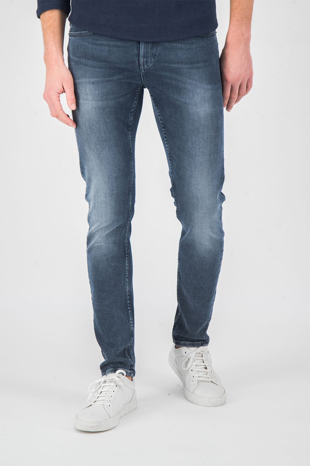 Garcia, Blugi cu croiala dreapta si aspect decolorat, Albastru inchis, W33-L32