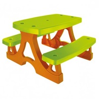 Masuta copii cu bancuta din plastic aditivat Novokids™ Picnic Table, Pentru interior si exterior, Dimensiuni 79x78x47 cm , Suprafata antiaderenta, Rezistenta la apa si soare, Verde