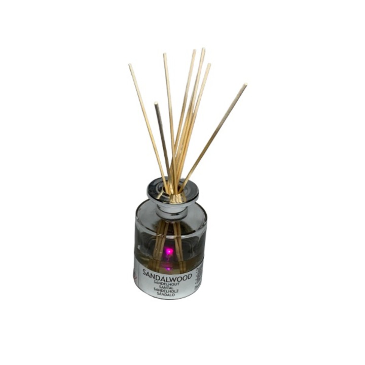 Odorizant cu betisoare de ratan, aroma - lemn de Santal , iluminat multicolor, 100ml