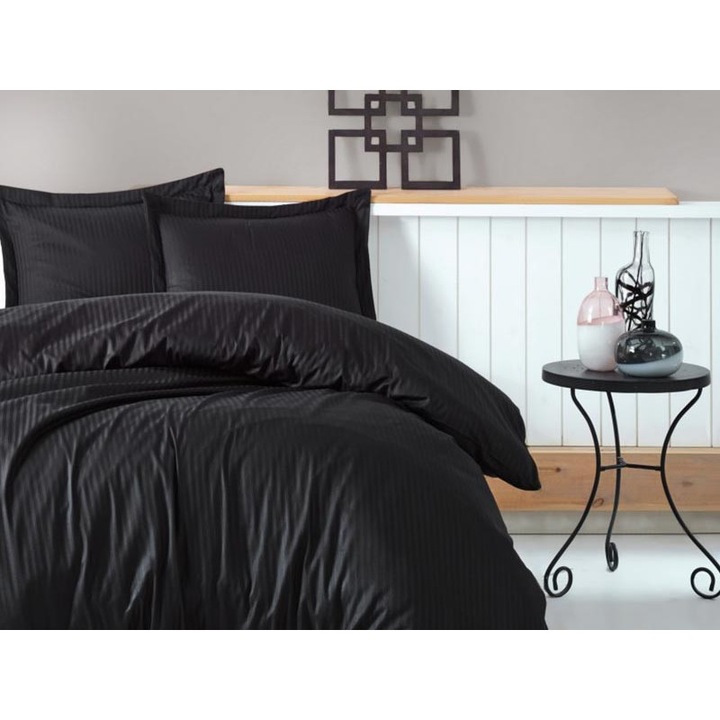 Lenjerie de pat pentru 2 persoane, Cottonbox, Elegant Stripe, Negru, Satin, 4 piese