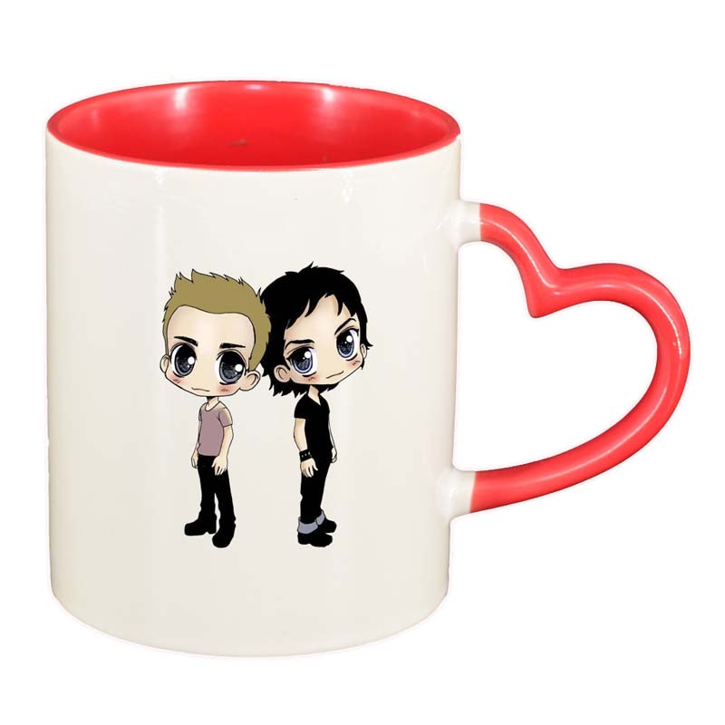 Cana Vampire Diaries, interior rosu, maner inima, 330ml, D1350