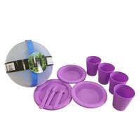 Set de 26 piese tacamuri si vesela pentru picnic Tesco, mov
