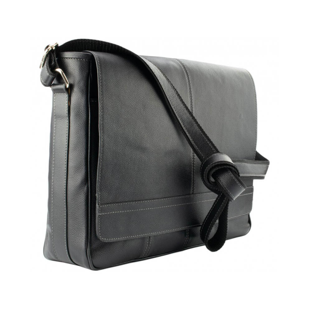 Geanta de umar unisex pentru laptop de 13 inch, din piele neagra model 047, MAGAZINUL DE GENTI