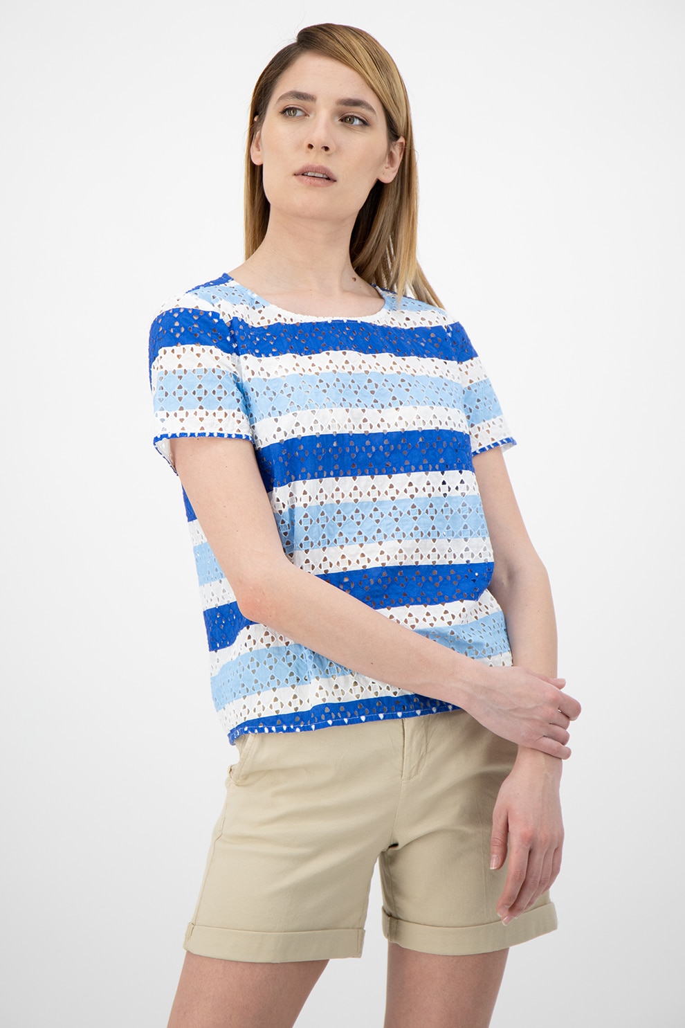 United Colors of Benetton, Tricou cu model in dungi si aspect perforat, Alb/Albastru