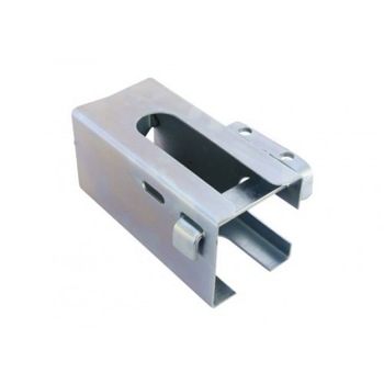 Antifurt pentru cuplaj remorca si rulote, cu dimensiunile 230 x 110 x 110 mm , din zinc , de culoare gri , fara lacat Antifurt pentru cuplaj remorca si rulote, cu dimensiunile 230 x 110 x 110 mm , din zinc , de culoare gri , fara lacat