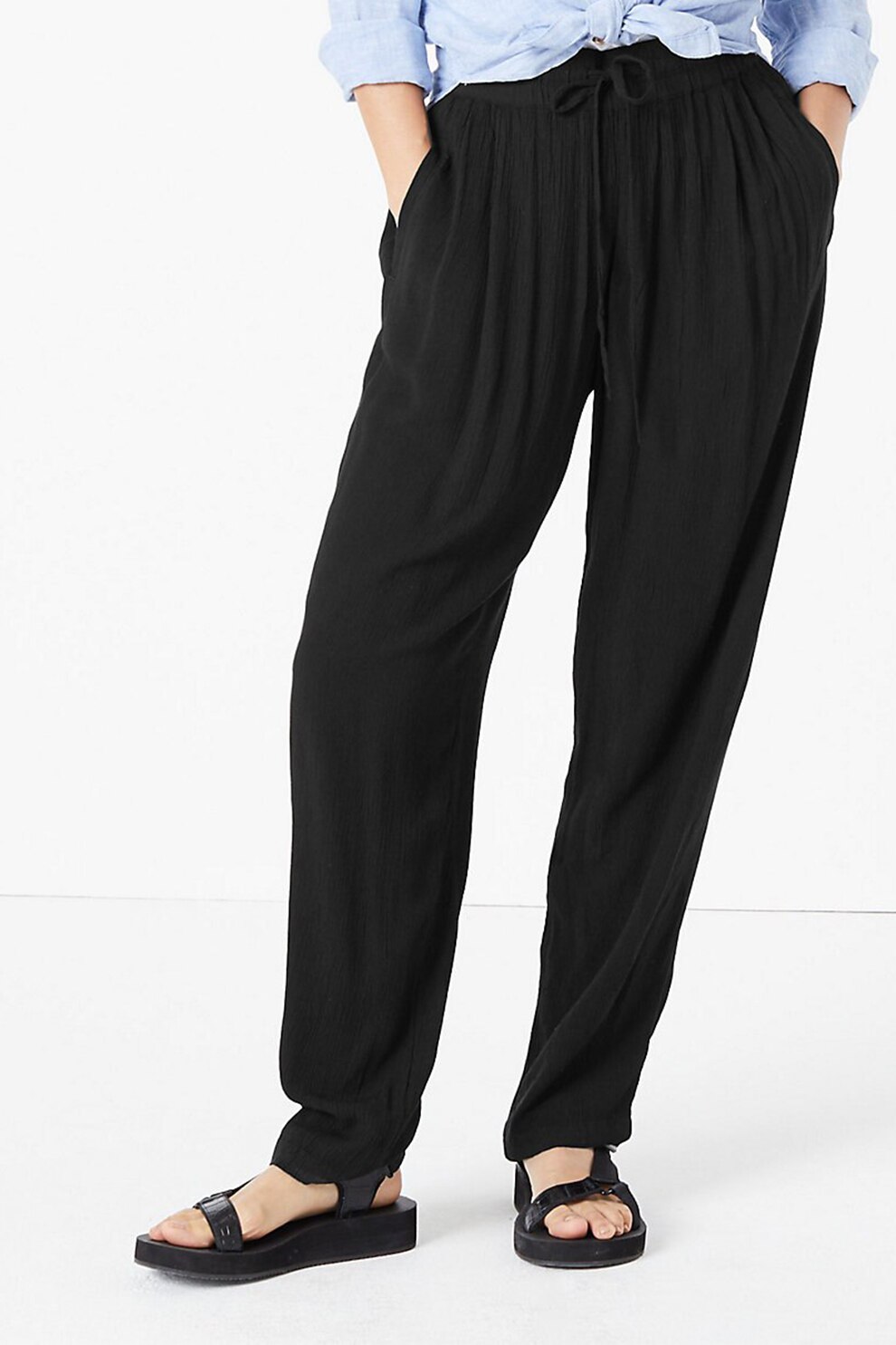 Marks & Spencer, Pantaloni cu croiala conica si snur de ajustare, Negru