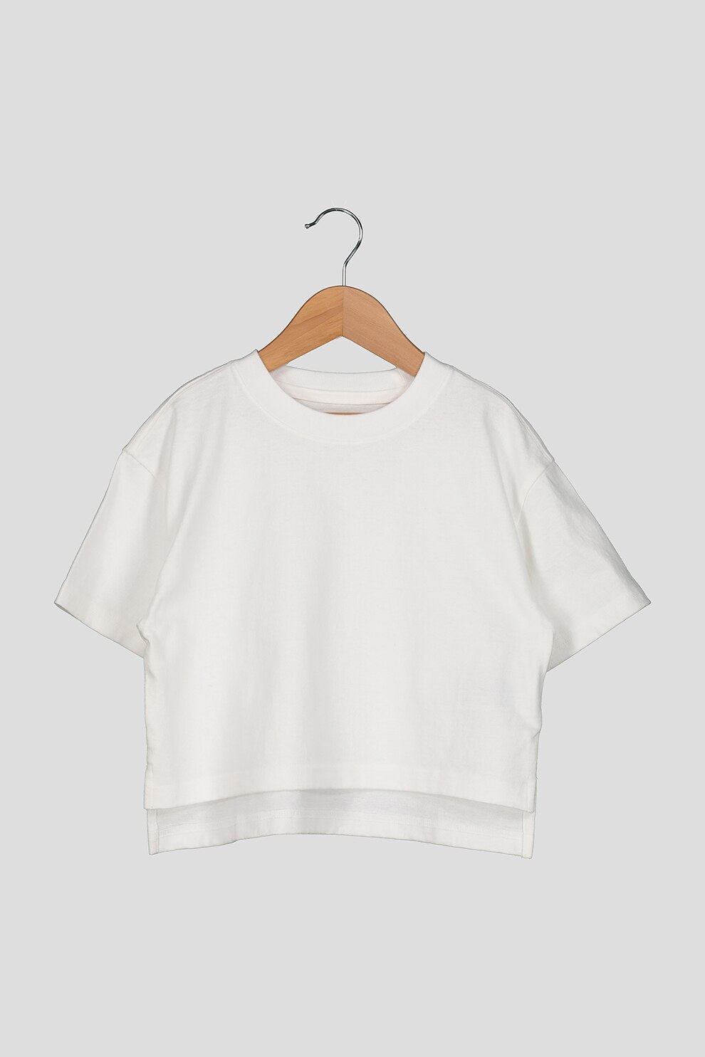 GAP, Tricou cu decolteu la baza gatului si terminatie asimetrica, Alb