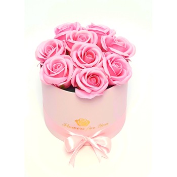 Aranjament floral 9 Trandafiri roz parfumati, din spuma de sapun, in cutie roz Aranjament floral 9 Trandafiri roz parfumati, din spuma de sapun, in cutie roz