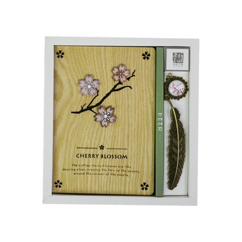 Agenda Lemn Sakura Tree, Model 4, 18.5 x 13 cm Agenda Lemn Sakura Tree, Model 4, 18.5 x 13 cm