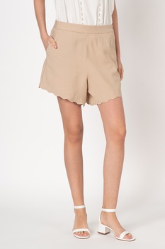 Vila, Pantaloni scurti cu talie inalta Jules, Maro nisip Vila, Pantaloni scurti cu talie inalta Jules, Maro nisip