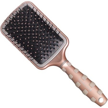 Perie de par lata Remington ML0045 Keratin Therapy, Perie cu diametru de 85 mm,Cap cu invelis ceramic, Maner anti-alunecare, Perii din nylon, Culoare crem Perie de par lata Remington ML0045 Keratin Therapy, Perie cu diametru de 85 mm,Cap cu invelis ceramic, Maner anti-alunecare, Perii din nylon, Culoare crem