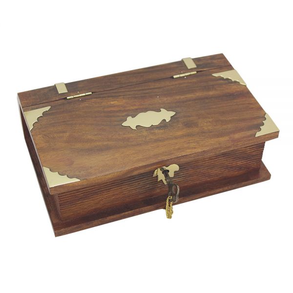 Caseta Sea Club din lemn, model carte, decoratiuni din alama,21x13.5x6cm