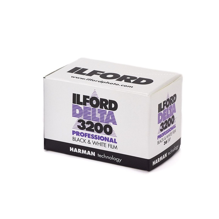 Film negativ alb-negru Ilford Delta, ISO 3200, 135-36