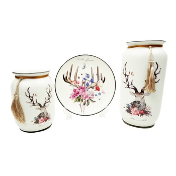Set modern din ceramica, 2 vaze si o farfurie decorativa, alb Set modern din ceramica, 2 vaze si o farfurie decorativa, alb