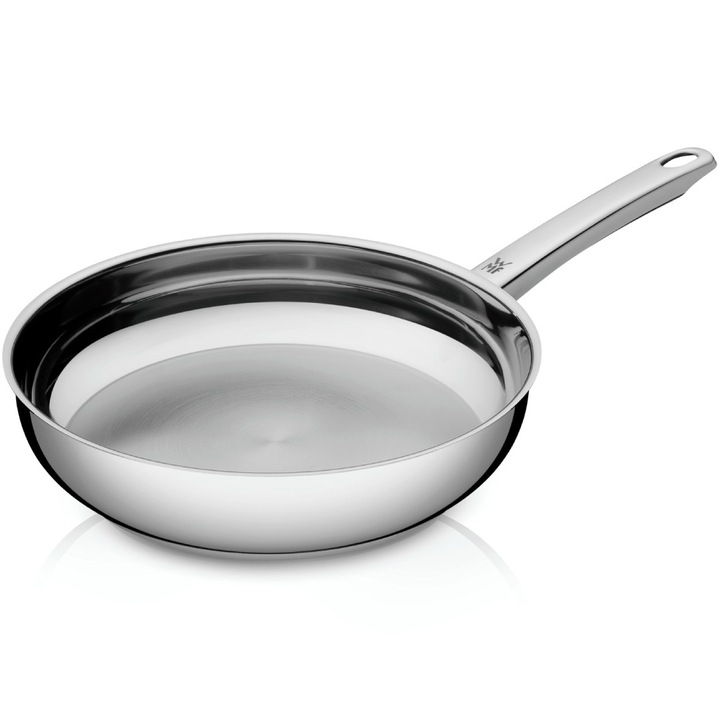 Tigaie WMF Profi, 24 cm, inox, Cromargan®, baza TransTherm®, maner cu transfer redus de caldura, inductie, argintiu