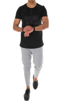 Tricou negru A9283, slim fit, pentru barbati, fashion, Negru Tricou negru A9283, slim fit, pentru barbati, fashion, Negru