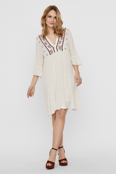 vero moda rochie tip tunica cu broderii florale crem imagen 37_0_
0
