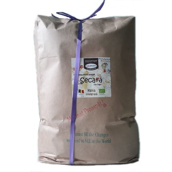 Faina Secara integrala 5kg Bio/ECO Biofarmland Faina Secara integrala 5kg Bio/ECO Biofarmland