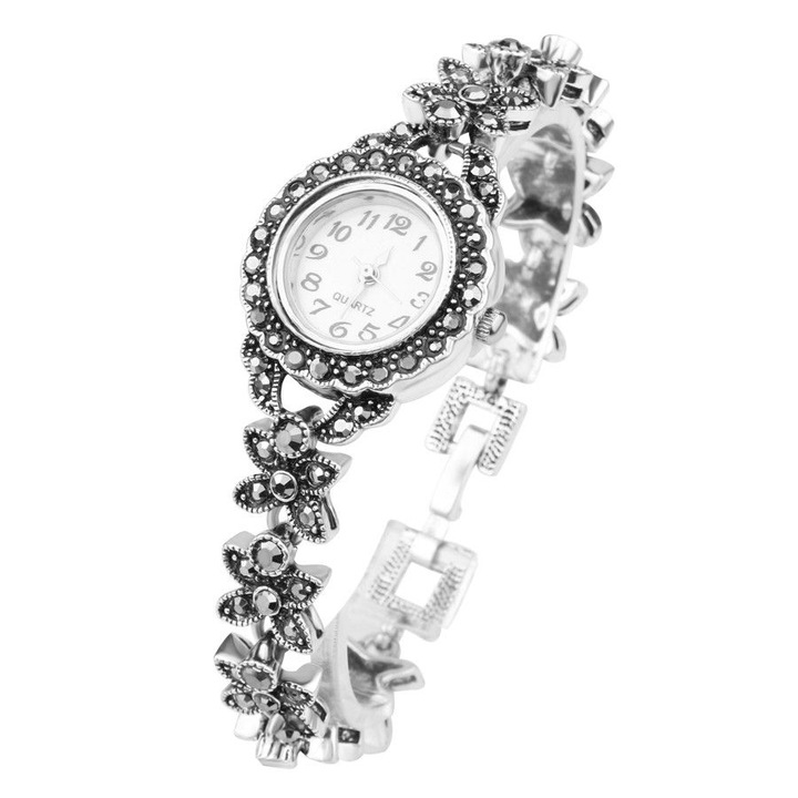 Дамски сребърен часовник