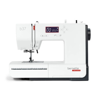 Masina Cusut Bernette b37, computerizata, 50 cusaturi, 5 butoniere, ecran LCD, 700 imp/min, alb Masina Cusut Bernette b37, computerizata, 50 cusaturi, 5 butoniere, ecran LCD, 700 imp/min, alb