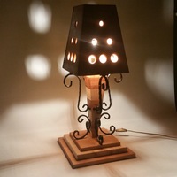 lampa cu abajur si picior din lemn masiv si elemente de fier forjat imagen 48_0_
0