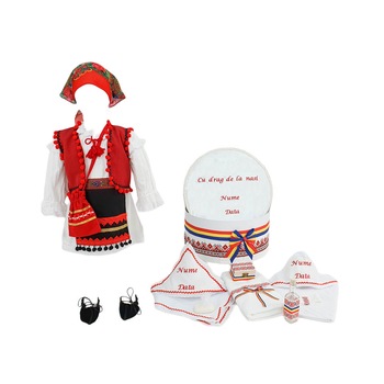 Set botez personalizat Cosanzeana, doua piese rosii traditionale, varsta 0-3 luni Set botez personalizat Cosanzeana, doua piese rosii traditionale, varsta 0-3 luni