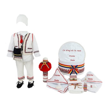 Set botez personalizat Vasile, trei piese rosii traditionale, varsta 0-3 luni Set botez personalizat Vasile, trei piese rosii traditionale, varsta 0-3 luni
