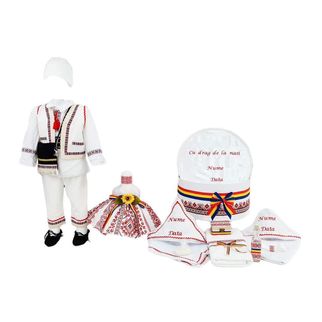 Set traditional personalizat botez Vasile, trei piese rosii, varsta 0-3 luni