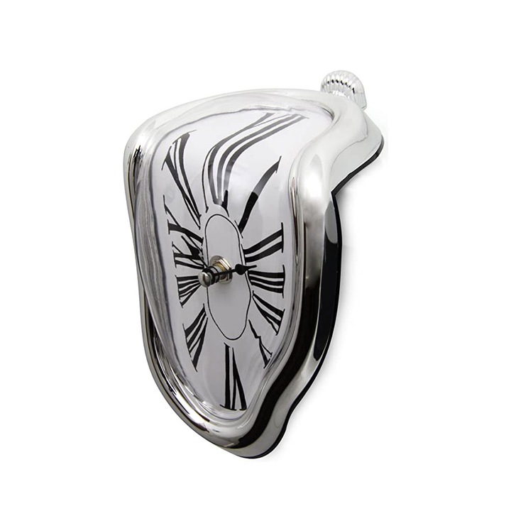 Разтапящ часовник, Салвадор Дали, римски цифри