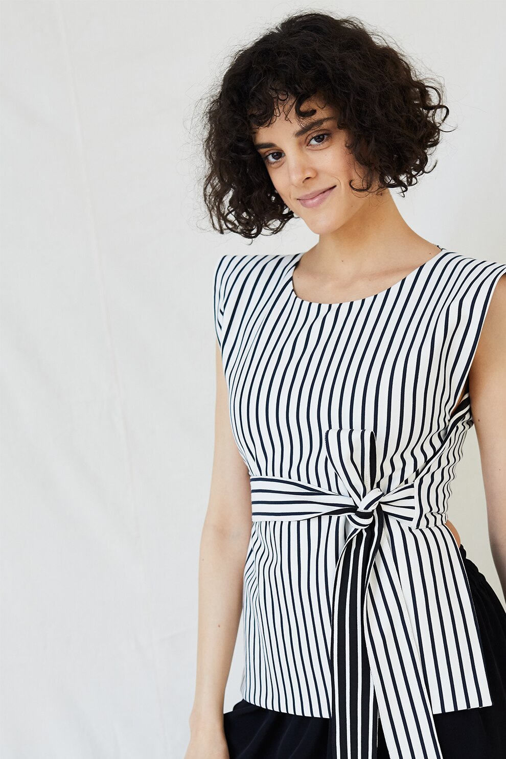 UNDRESS, Bluza in dungi cu prindere cu nod, Negru/Alb, L