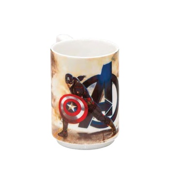 Cana cu model Captain America, 300 ml, portelan, Multicolor Cana cu model Captain America, 300 ml, portelan, Multicolor