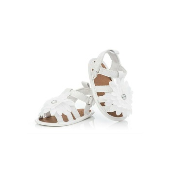 Sandale bebe, albe cu floricica 18-19 Sandale bebe, albe cu floricica 18-19