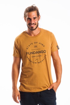 Fundango, Tricou regular fit cu imprimeu logo si text, Galben mustar Fundango, Tricou regular fit cu imprimeu logo si text, Galben mustar