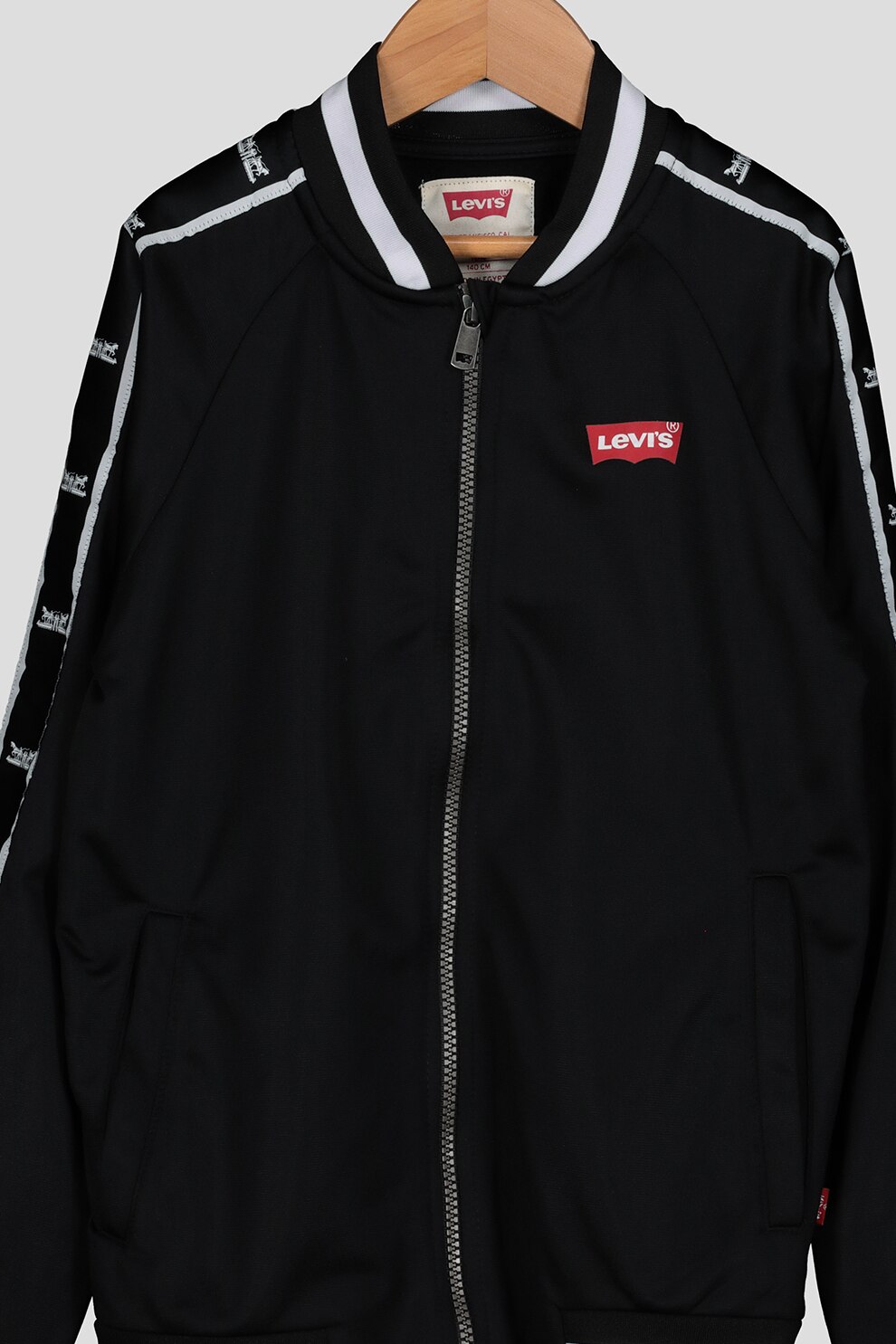Levi's Kids, Dzseki kontrasztos szegélyekkel, FeketeFehér Levi's Kids, Dzseki kontrasztos szegélyekkel, FeketeFehér