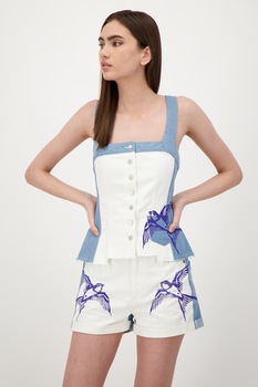 United Colors of Benetton, Top din denim cu imprimeu grafic, Alb/Albastru lavanda, L United Colors of Benetton, Top din denim cu imprimeu grafic, Alb/Albastru lavanda, L