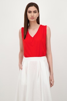 United Colors of Benetton, Top din lyocell cu decolteu in V, Rosu vermilion United Colors of Benetton, Top din lyocell cu decolteu in V, Rosu vermilion