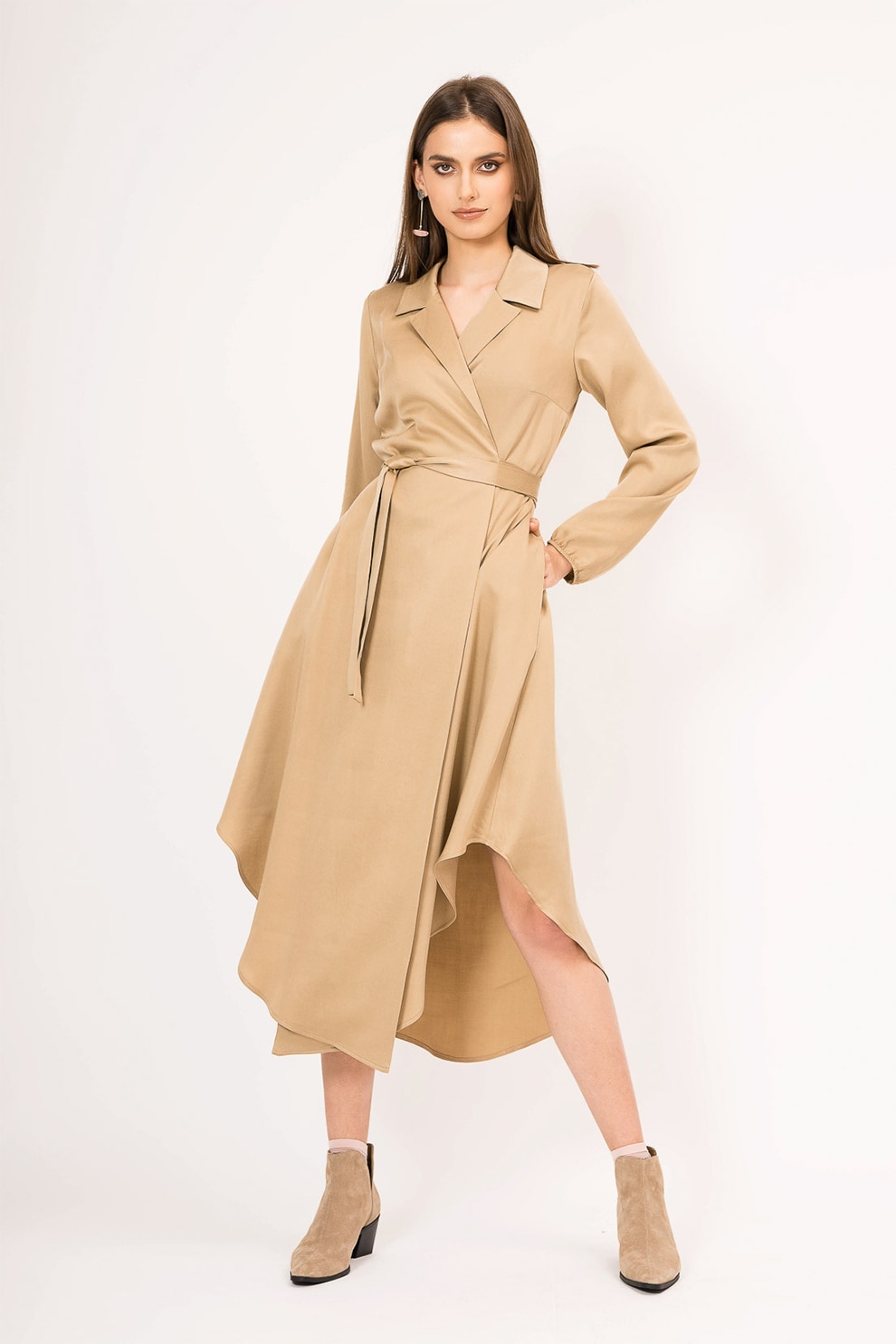 BLUZAT, Rochie cu croiala petrecuta si terminatie asimetrica, Bej, L