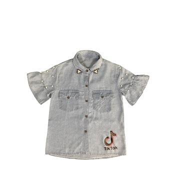 Camasa denim fete, detaliu perlute, model Tik Tok fashion Camasa denim fete, detaliu perlute, model Tik Tok fashion