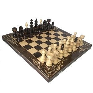 Jocuri de sah si table